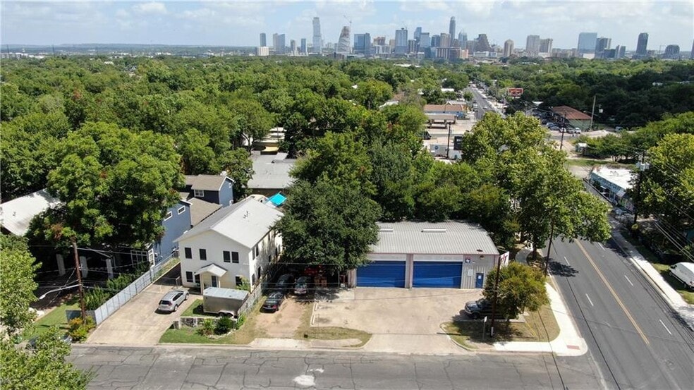 Primary Photo Of 2214 S 1st St, Austin Freestanding For Sale