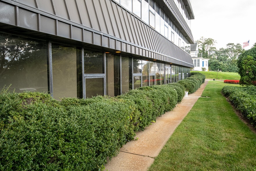 More Photos Of 10 Allen St, Toms River Office For Lease