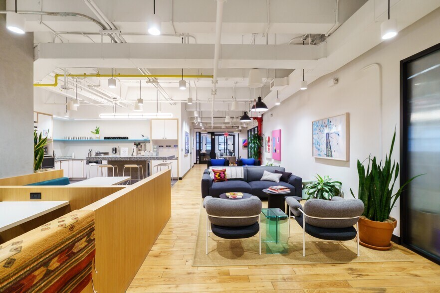 More Photos Of 500 7th Ave, New York Coworking Space
