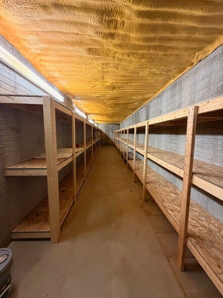 More Photos Of 305 Main St, Firth Bank For Sale