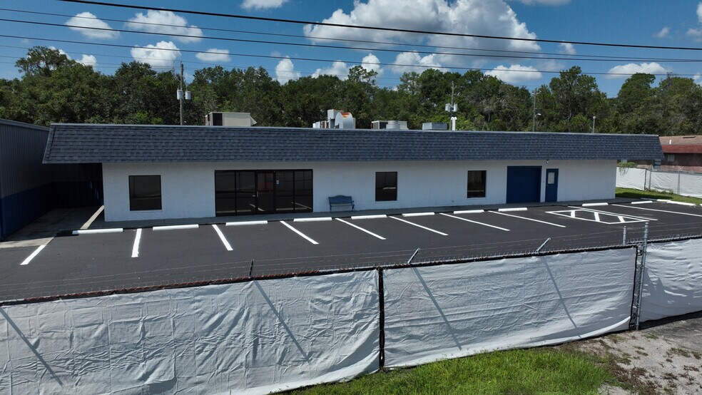 More Photos Of 174 NW 9th ave, Mulberry Distribution For Lease