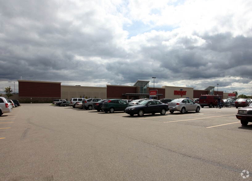 More Photos Of 3565 Fairlane Dr, Allen Park Supermarket For Sale