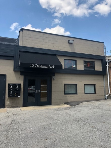 Primary Photo Of 10 Oakland Park Ave, Columbus Storefront For Lease