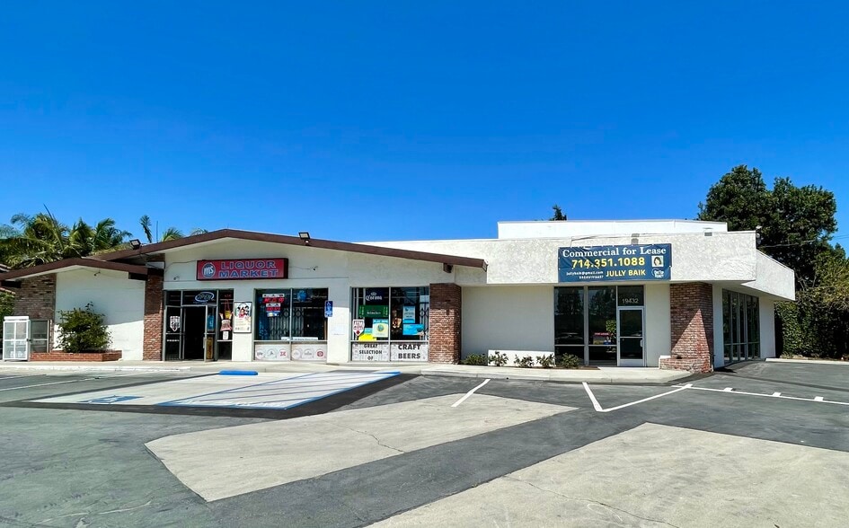 More Photos Of 19430-19432 Pioneer Blvd, Cerritos Storefront Retail Office For Lease
