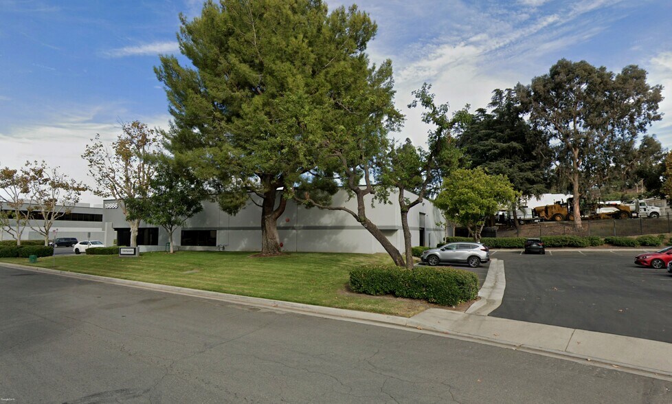 More Photos Of 19866 Quiroz Ct, Walnut Warehouse For Lease