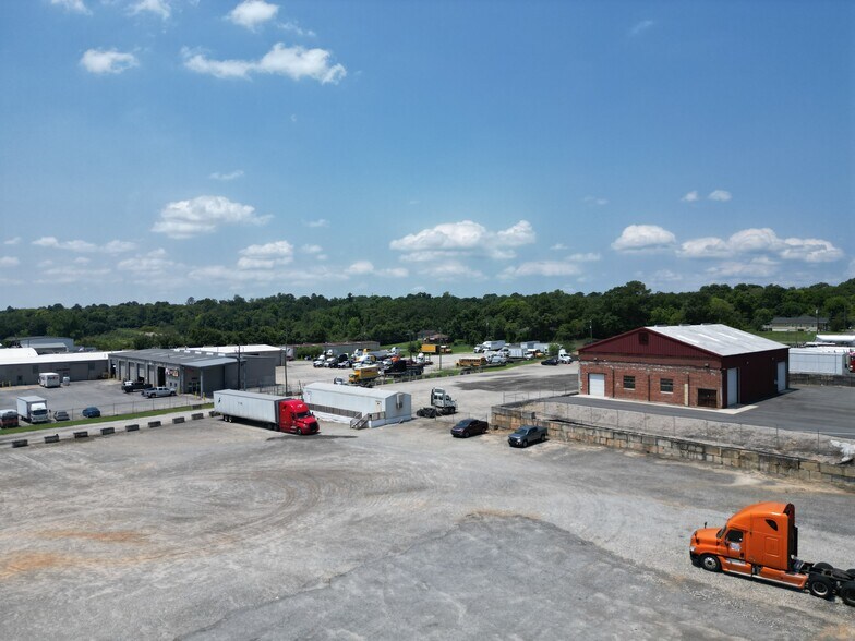 More Photos Of 2995 Broadway, Macon-Bibb Distribution For Sale