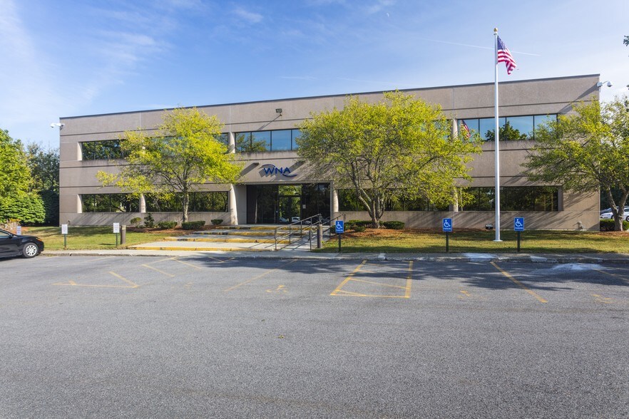 More Photos Of 6 Omni Way, Chelmsford Office For Lease