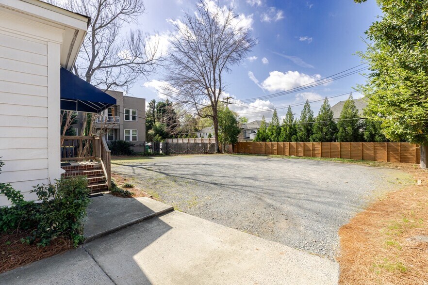 More Photos Of 2036 E 7th St, Charlotte Loft Creative Space For Sale