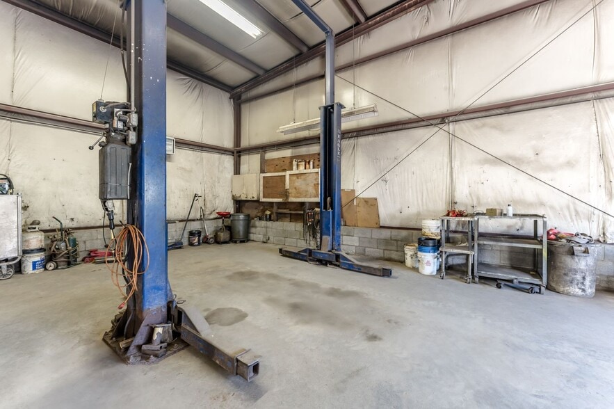 More Photos Of 102 E Moorestown Rd, Wind Gap Industrial For Sale