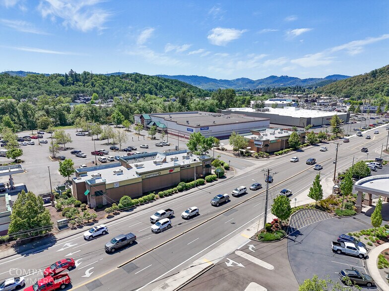 More Photos Of 3019 NW Stewart Pky, Roseburg Freestanding For Lease