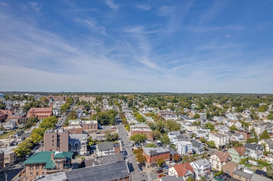 More Photos Of 22 Broad St, Port Chester Warehouse For Sale