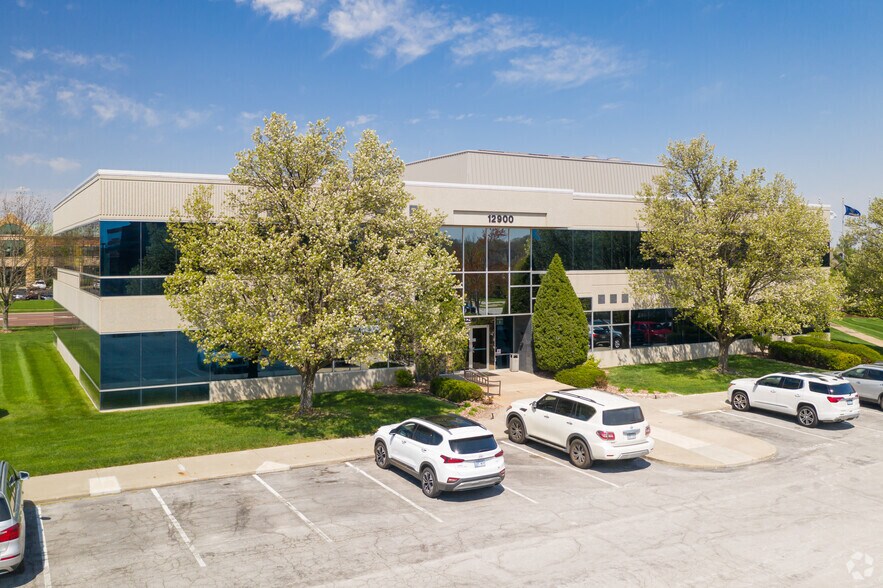 More Photos Of 12980 Metcalf Ave, Overland Park Unknown For Lease