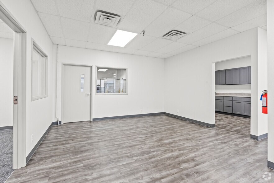 More Photos Of 754 Port America Pl, Grapevine Unknown For Lease