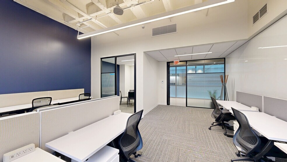 More Photos Of 600 14th St NW, Washington Coworking Space