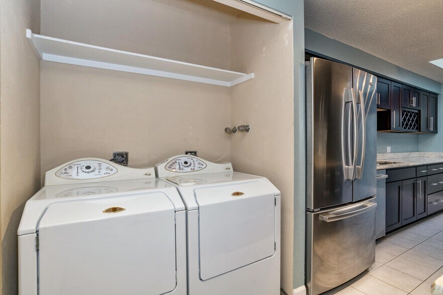 More Photos Of 2805-2901 S Locust St, Denver Apartments For Sale