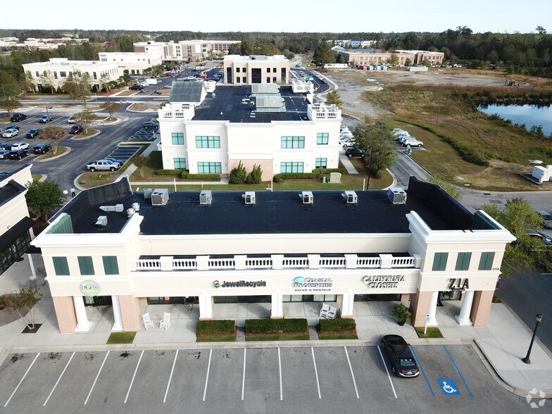 More Photos Of 1113 Military Cutoff Rd, Wilmington General Retail For Lease
