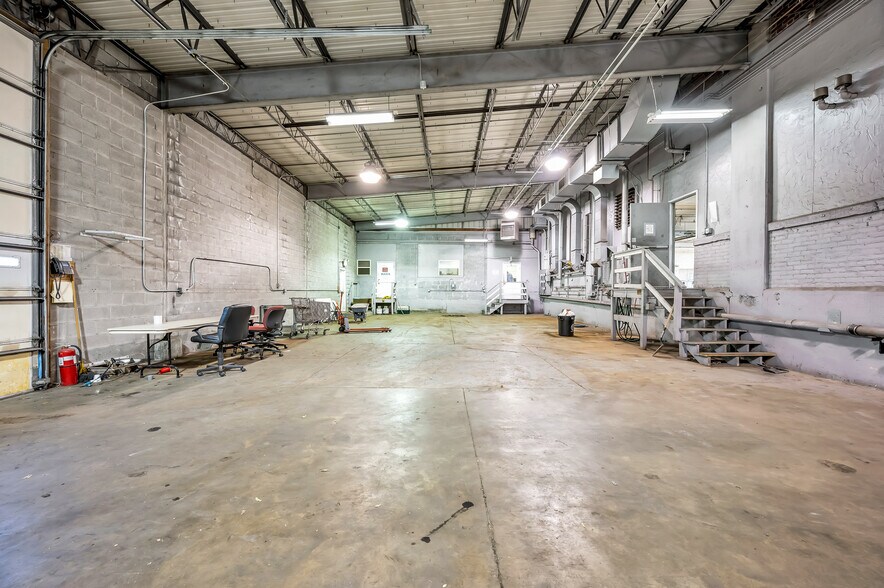 More Photos Of 373 High St, Wilkes Barre Manufacturing For Lease