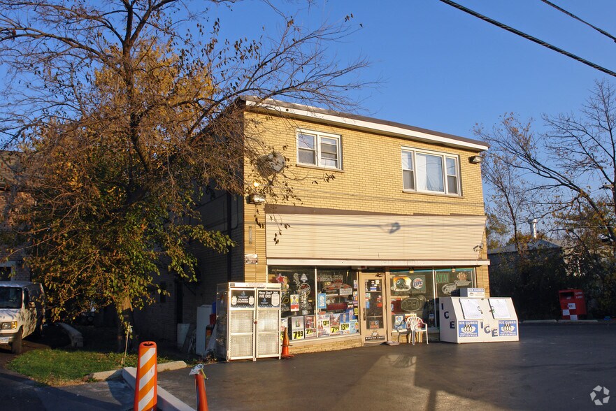 More Photos Of 8216 S Archer Ave, Willow Springs Storefront Retail Residential For Sale