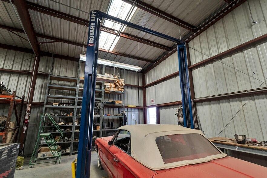 More Photos Of 75851 Baseline Rd, Twentynine Palms Warehouse For Sale