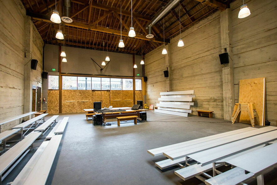 More Photos Of 1716 Broadway, Oakland Storefront For Sale