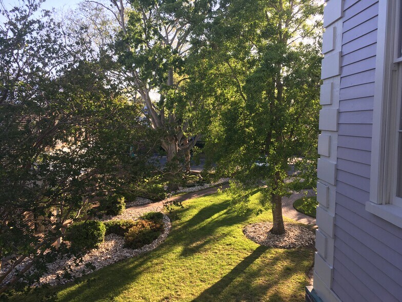 More Photos Of 635 E Bay St, Charleston Office Residential For Lease