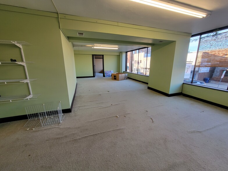 More Photos Of 117 E 3rd Ave, Mitchell Multifamily For Sale