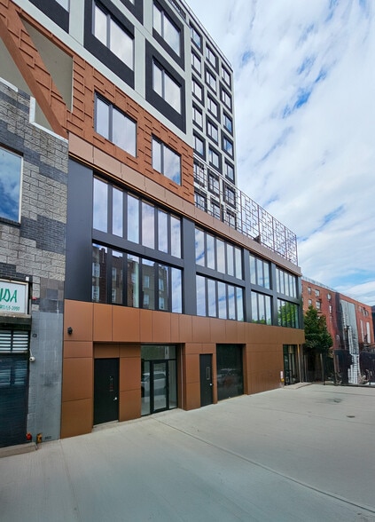 Primary Photo Of 2121 Glebe Ave, Bronx Apartments For Lease