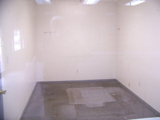 More Photos Of 401 Algonquin Rd, Fox River Grove Light Distribution For Sale