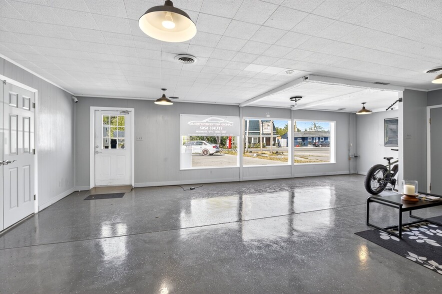 More Photos Of 929 Lititz Pike, Lititz Storefront Retail Office For Sale