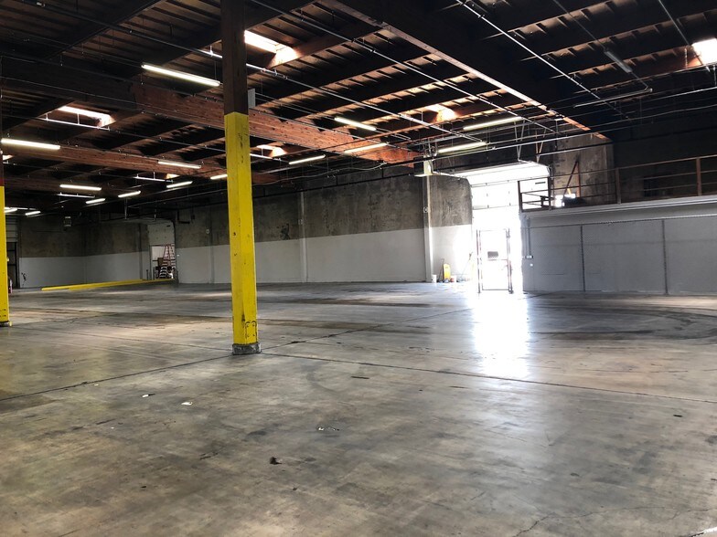 More Photos Of 1445 Taney St, North Kansas City Warehouse For Lease
