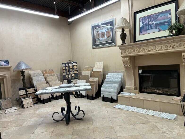 More Photos Of 3150 Power Inn Rd, Sacramento Showroom For Sale