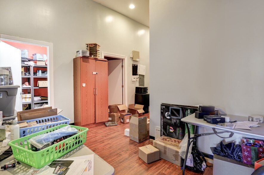 More Photos Of 1709 State Route 35, Oakhurst Freestanding For Lease