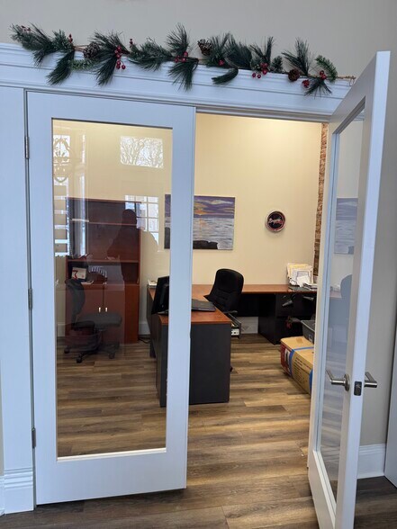More Photos Of 9 Main St, Brockport Office For Lease