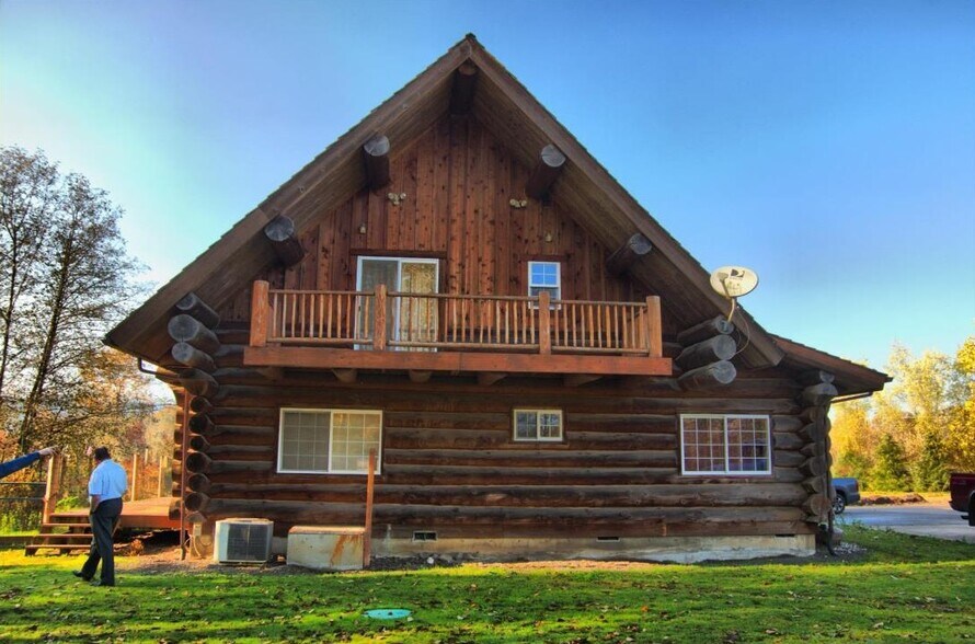 More Photos Of 117 Kalama River Rd, Kalama Restaurant For Lease