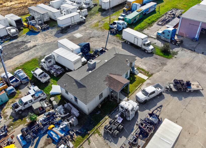 More Photos Of 1624 E Alpine Ave, Stockton Truck Terminal For Sale
