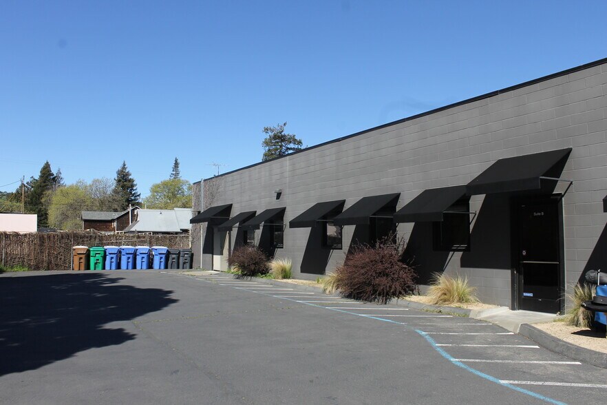 More Photos Of 497 Walnut St, Napa Office Residential For Lease