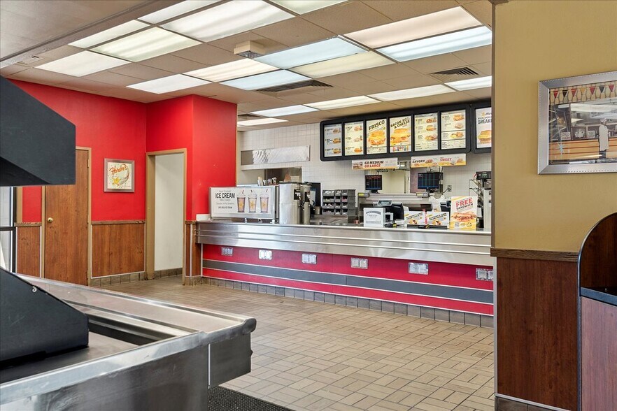 More Photos Of 331 N Main St, Chatham Fast Food For Sale