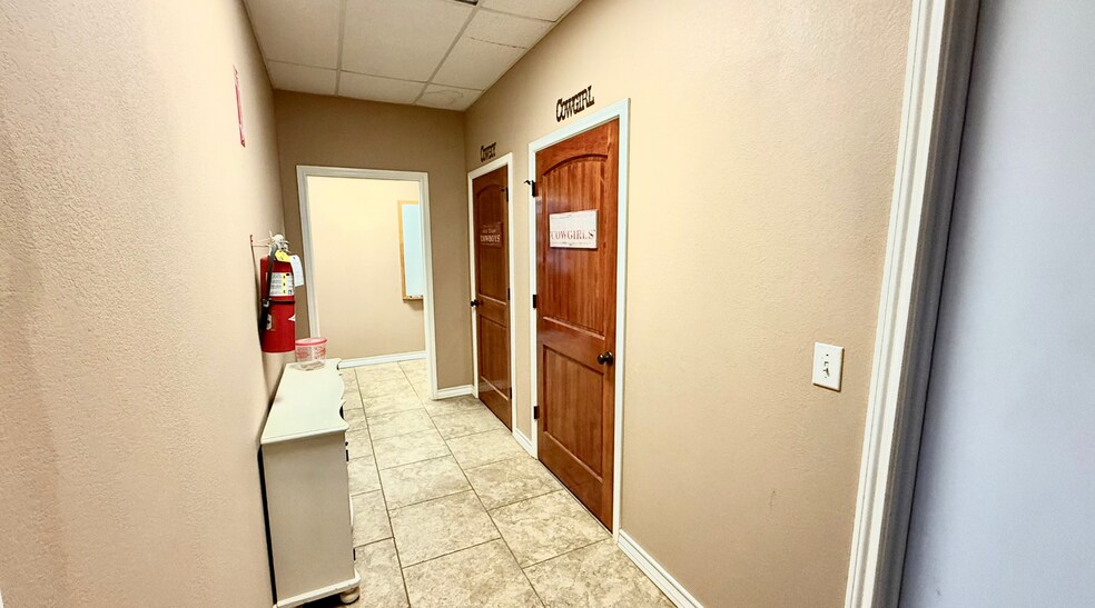 More Photos Of 14625 N Hollyhock Ave, Gardendale Warehouse For Sale