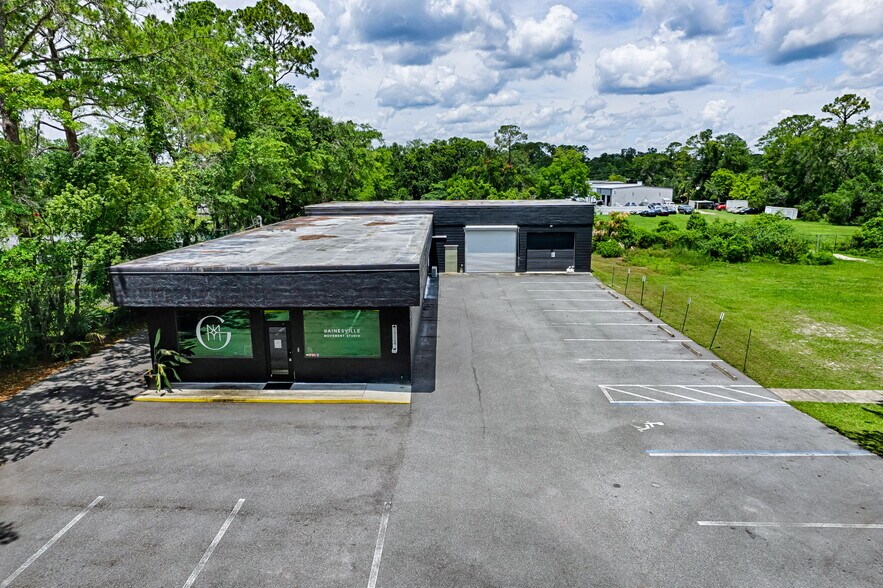 More Photos Of 1724 NE 2nd St, Gainesville Light Manufacturing For Sale