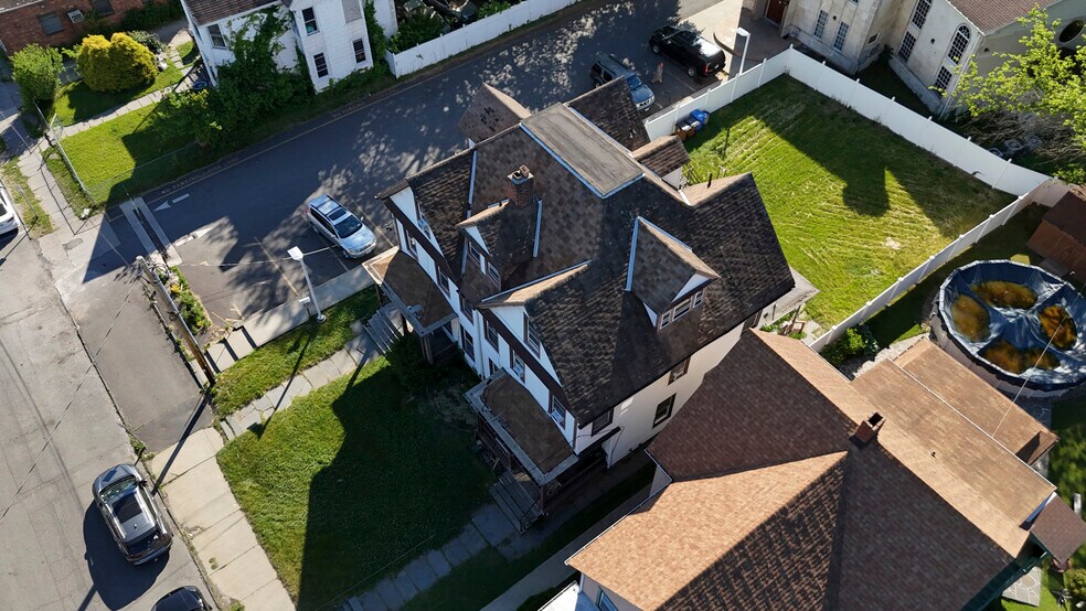 More Photos Of 17-19 Downs St, Kingston Apartments For Sale