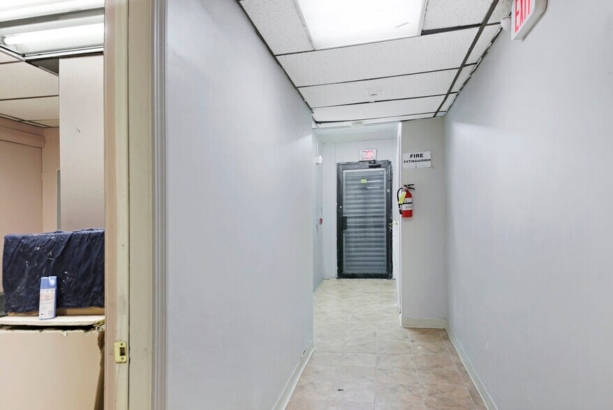 More Photos Of 8 Baldwin Ave, Jersey City Medical For Sale