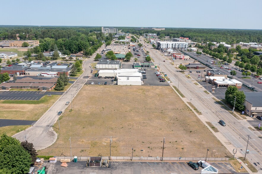 More Photos Of 532 Division St, Stevens Point Land For Sale