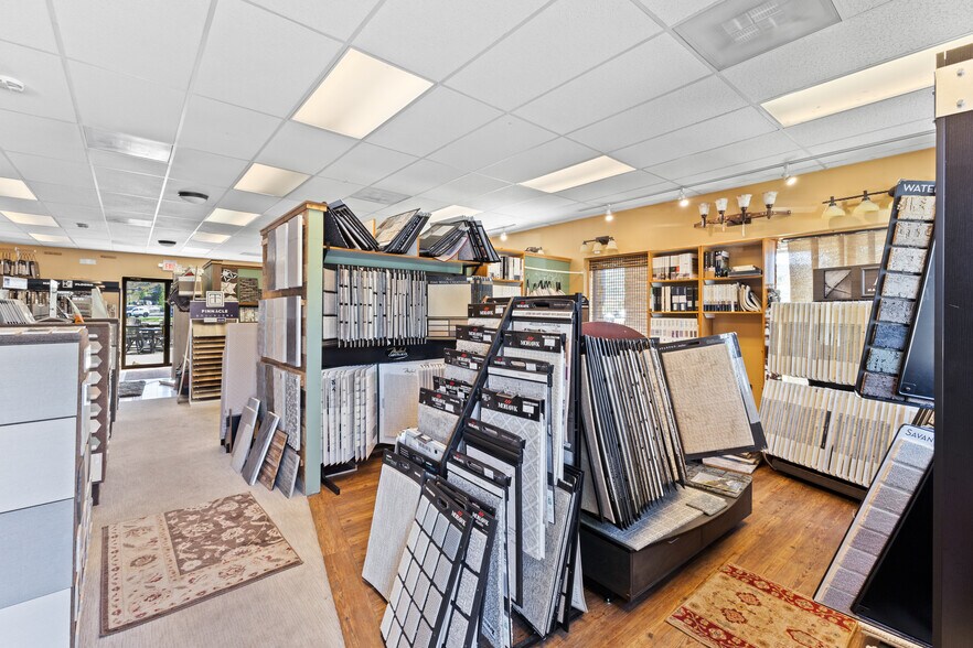 More Photos Of 1855 Shield Dr, Steamboat Springs Showroom For Sale