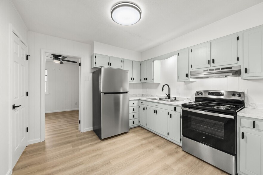 More Photos Of 71 Maple St, Clyde Apartments For Sale