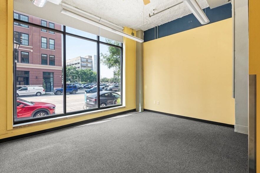 More Photos Of 718 Washington Ave N, Minneapolis Loft Creative Space For Sale