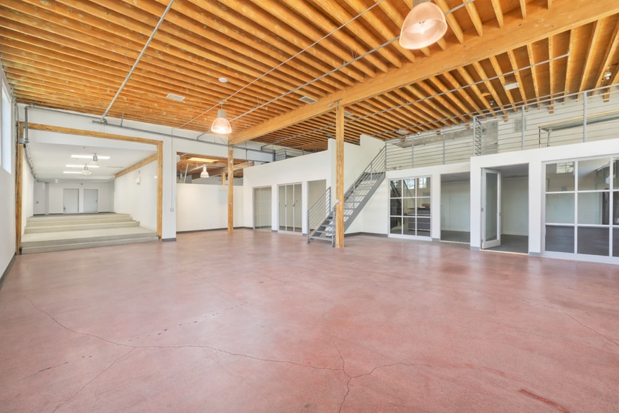 More Photos Of 11751 Mississippi, Los Angeles Office For Sale