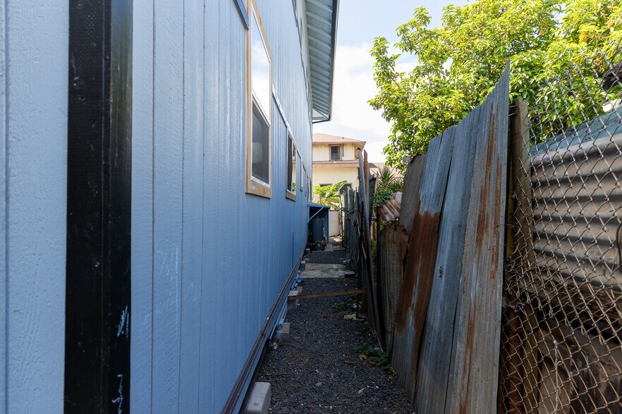 More Photos Of 815 Lopez Ln, Honolulu Apartments For Sale