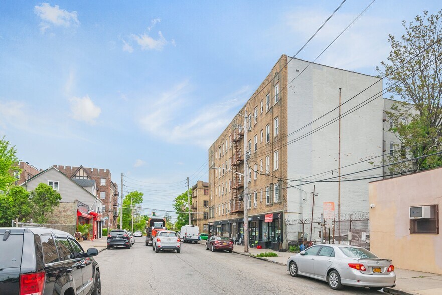 More Photos Of 5 W 4th St, Mount Vernon Apartments For Sale