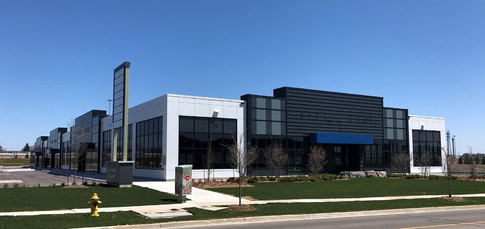 More Photos Of 265 Cityview Blvd, Vaughan Office For Lease