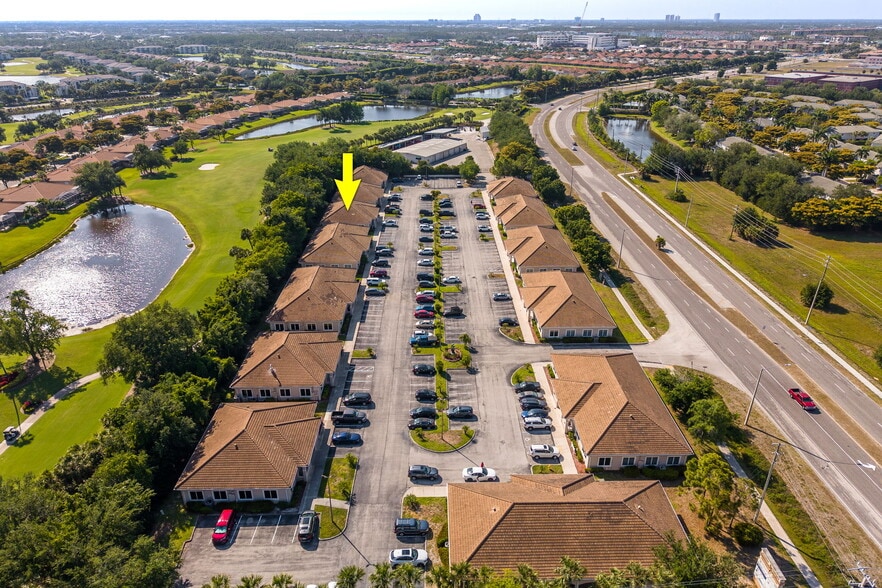 More Photos Of 4966-4968 Royal Gulf Cir, Fort Myers Medical For Sale